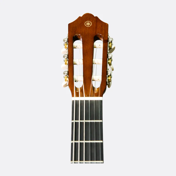 Yamaha C40 Full Size Nylon-String Classical Guitar