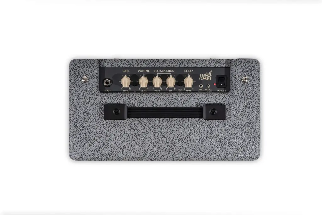 DEBUT-15E-BRONCO-GREY-TOP-scaled.webp