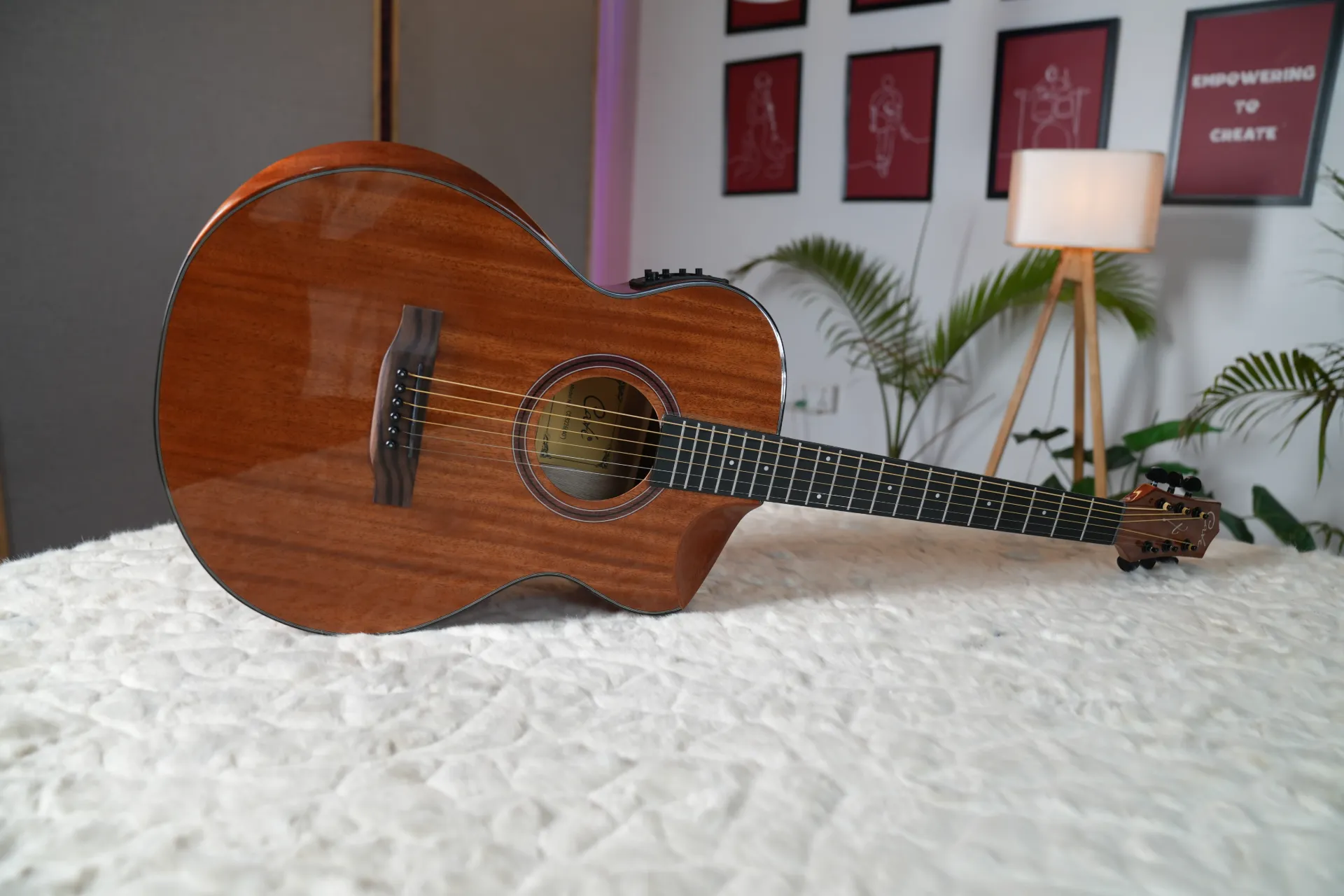 Cate CD8226 40" Semi-Acoustic Guitar with 4-band EQ-Tuner (Brown) (Combo-Bag, string, belt, capo, 1-Pick)